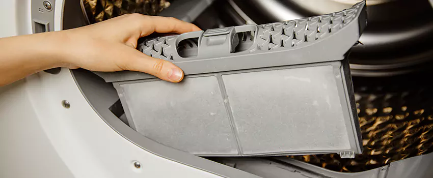 Signs Of A Clogged Dryer Lint Trap in Converse, Texas